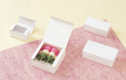 和菓子　上用２ケ入サービス箱(１ケース１，０００枚入、１枚９円）